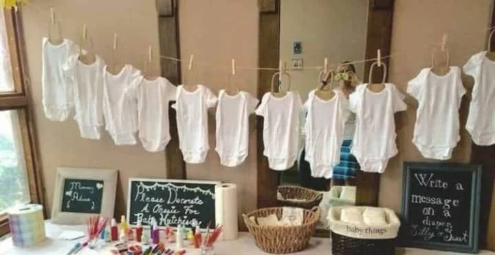 23 Thrilling non-game baby shower activities