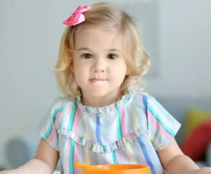 Parent trying tricks to help toddler refusing to eat