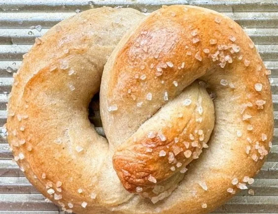 Delicious easy pretzels recipe for busy moms, ready in minutes